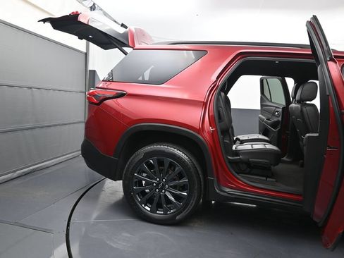 Certified 2023 Chevrolet Traverse RS AWD/4WD image 10