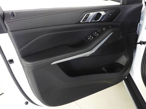 Used 2023 BMW X5 sDrive40i w/ Parking Assistance Package RWD image 11