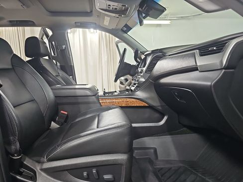 Used 2017 Chevrolet Tahoe Premier AWD/4WD image 13
