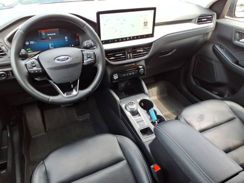 Used 2023 Ford Escape Platinum AWD/4WD image 7