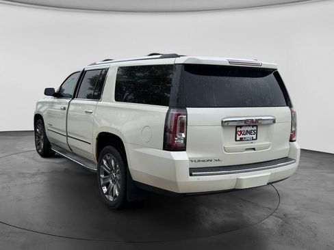 Used 2015 GMC Yukon XL Denali w/ Touring Package AWD/4WD image 6
