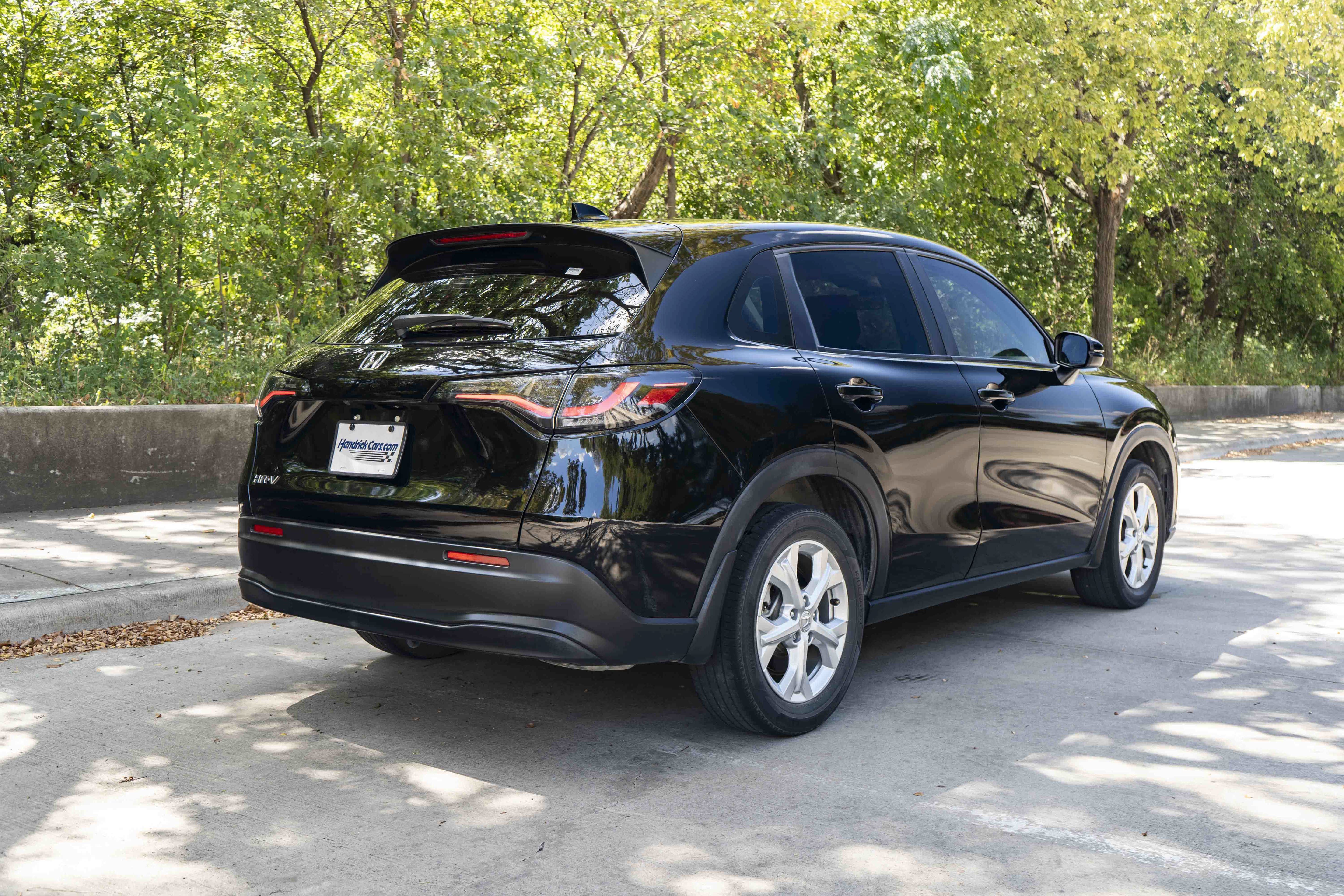 Certified 2024 Honda HR-V LX image 9