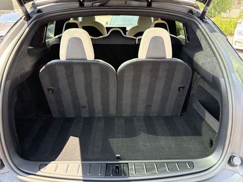 Used 2025 Tesla Model X AWD/4WD image 19