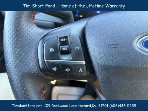Used 2025 Ford Escape ST-Line AWD/4WD image 19