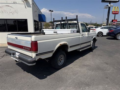 Used 1990 Ford F150 4x4 Regular Cab image 6