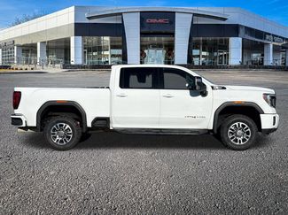 Used 2022 GMC Sierra 3500 AT4 video 2