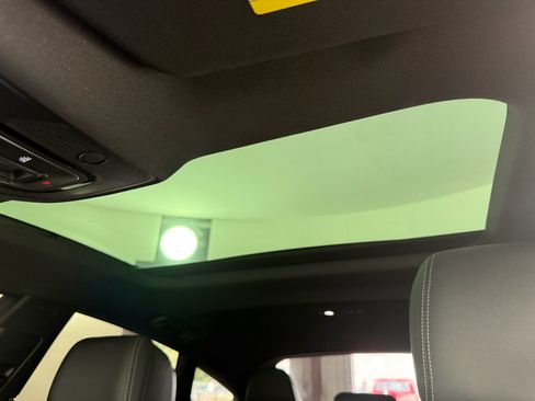 Used 2021 Audi A7 e Premium Plus w/ Executive Package image 20