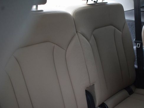 Used 2022 Audi Q7 2.0T Premium image 36