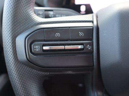 Used 2025 Chevrolet Colorado Trail Boss image 15