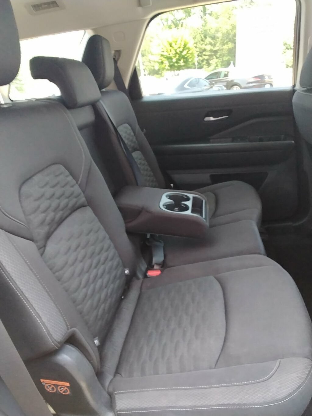 Used 2022 Nissan Pathfinder SV FWD image 13
