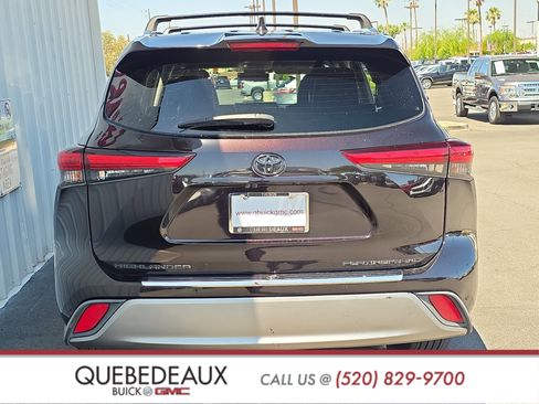 Used 2020 Toyota Highlander Platinum AWD/4WD image 6