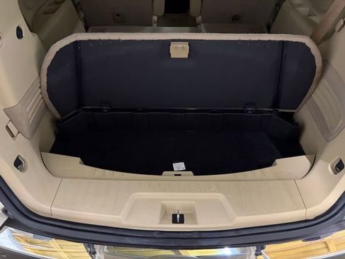 Used 2011 Buick Enclave CXL image 14