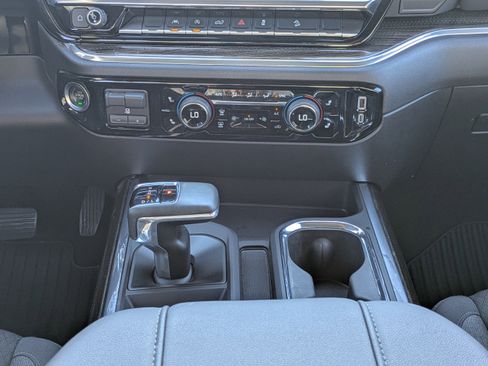 Used 2025 Chevrolet Silverado 1500 RST w/ Z71 Off-Road Package image 19