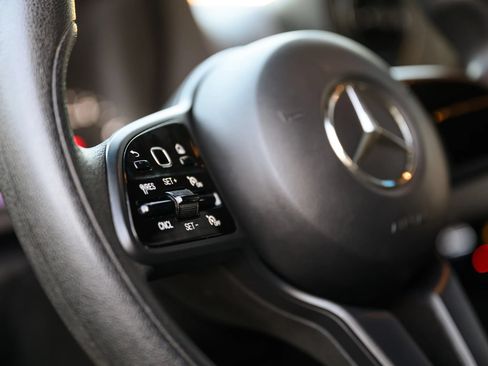 Used 2021 Mercedes-Benz Sprinter 3500 image 51