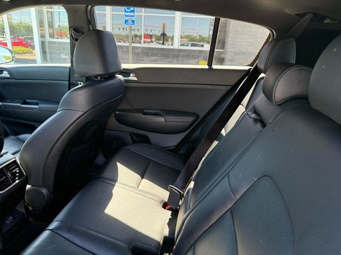 Used 2015 Kia Sorento LX FWD image 10