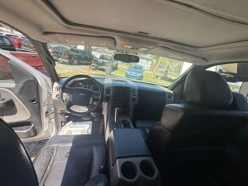 Used 2004 Ford F150 XLT image 11