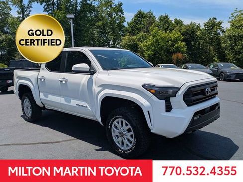Certified 2024 Toyota Tacoma SR5 RWD image 2