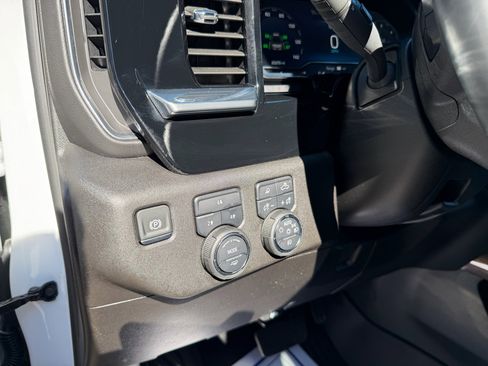 Used 2025 Chevrolet Silverado 2500 LT w/ Trail Boss Package image 15