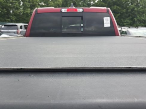 Used 2019 RAM 1500 Big Horn AWD/4WD image 9