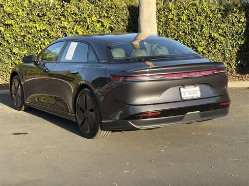Used 2024 Lucid Air Touring image 4