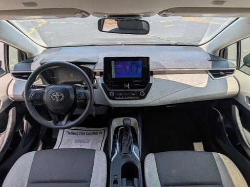 Used 2024 Toyota Corolla LE FWD image 28