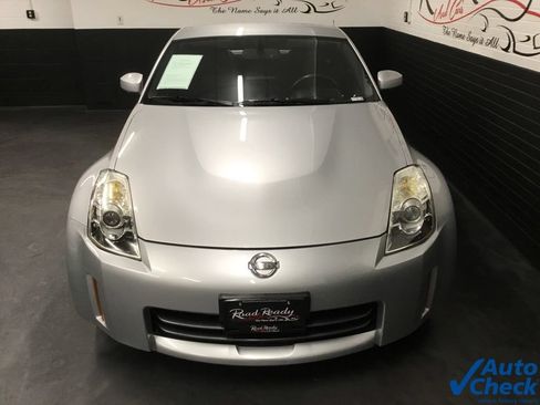 Used 2008 Nissan 350Z Enthusiast RWD image 4