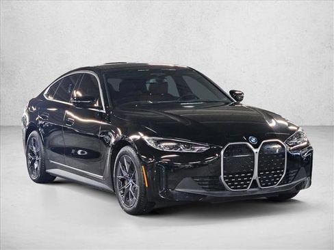 Certified 2024 BMW i4 eDrive35 w/ Premium Package image 3