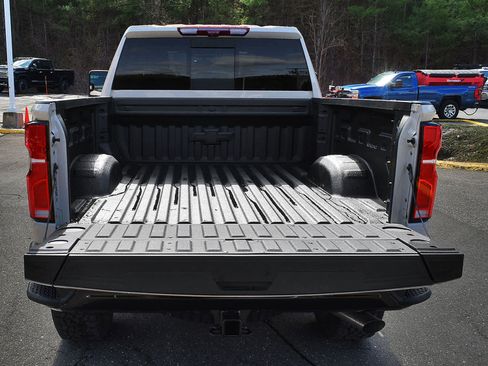 New 2026 Chevrolet Silverado 2500 ZR2 w/ Snow Plow Prep/Camper Package image 9