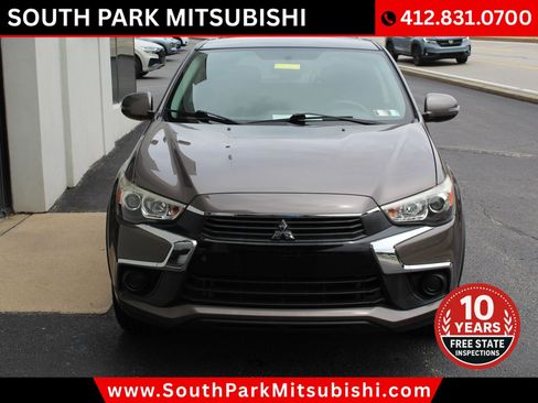 Used 2017 Mitsubishi Outlander Sport ES AWD/4WD image 4