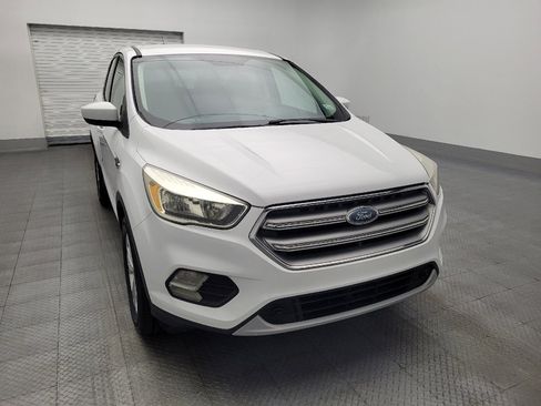 Used 2017 Ford Escape SE image 14