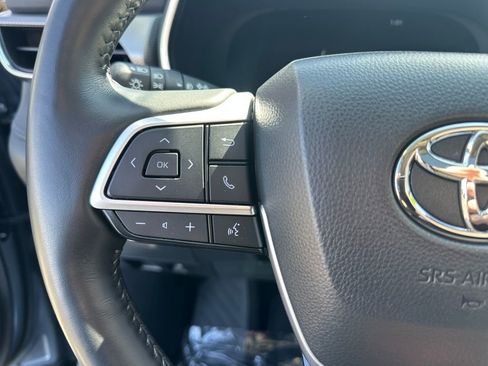 Used 2024 Toyota Highlander Platinum image 21