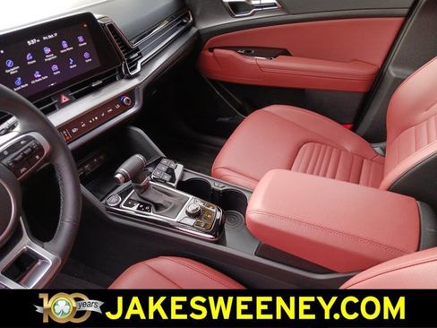 Used 2025 Kia Sportage SX image 26