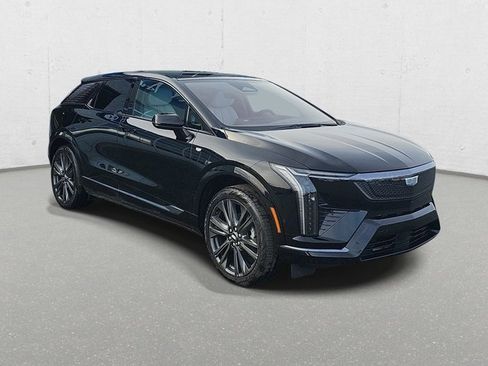 New 2026 Cadillac Optiq Sport 2 image 3