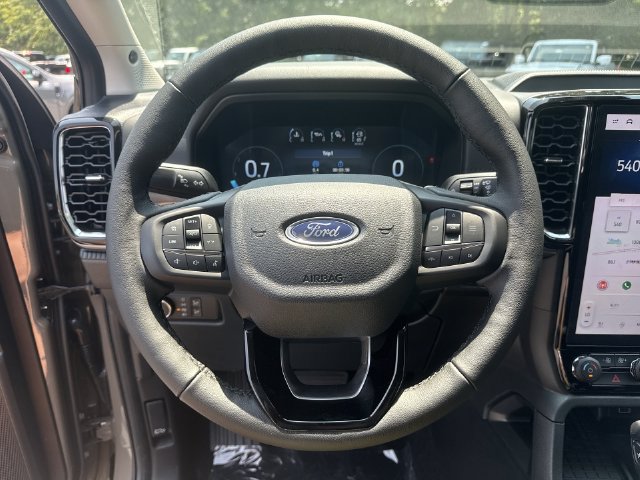 New 2026 Ford Ranger Lariat w/ FX4 Off-Road Package AWD/4WD image 14