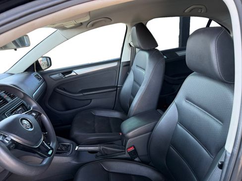 Used 2018 Volkswagen Jetta Wolfsburg Edition FWD image 10