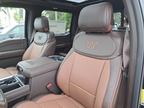 New 2026 Ford F350 King Ranch w/ Chrome Package image 20