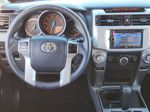 Used 2012 Toyota 4Runner SR5 image 31