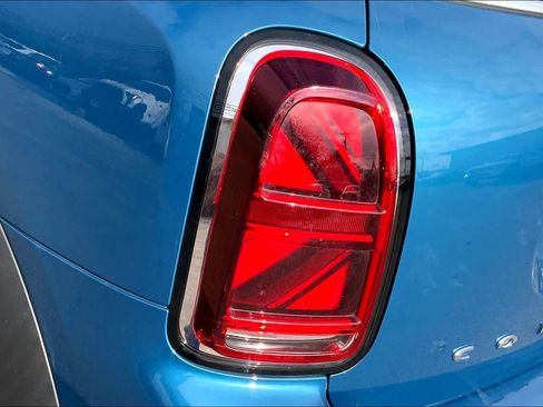 Used 2022 MINI Cooper Countryman S w/ Premium Package image 28