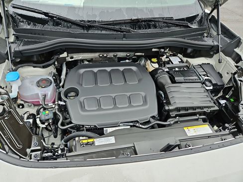 New 2026 Volkswagen Tiguan SE R-Line image 31