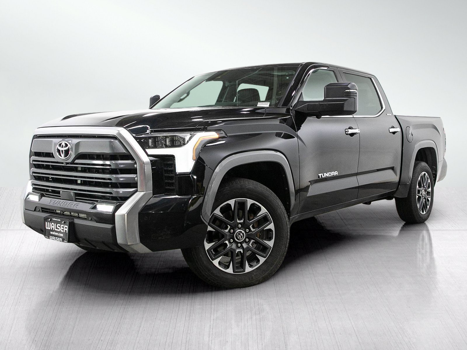 Used 2023 Toyota Tundra Limited AWD/4WD image 1