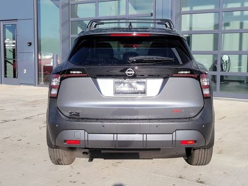 New 2026 Nissan Kicks SR w/ Cold Weather Package image 9