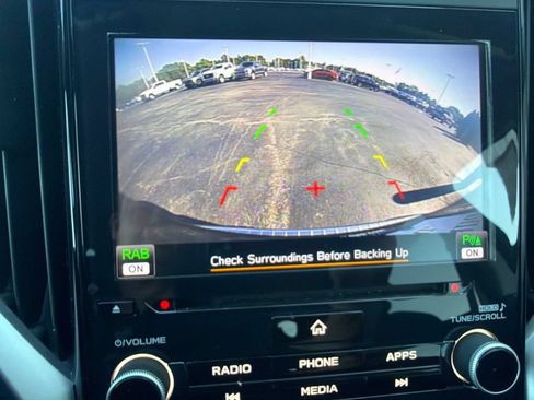 Used 2021 Subaru Ascent Premium w/ Convenience Package AWD/4WD image 19
