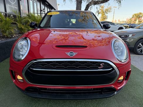 Used 2019 MINI Cooper Clubman S image 2