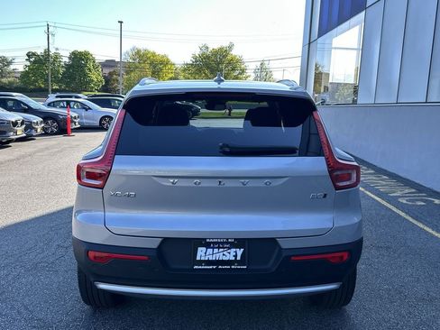 Certified 2023 Volvo XC40 B5 Plus w/ Protection Package Premier AWD/4WD image 26