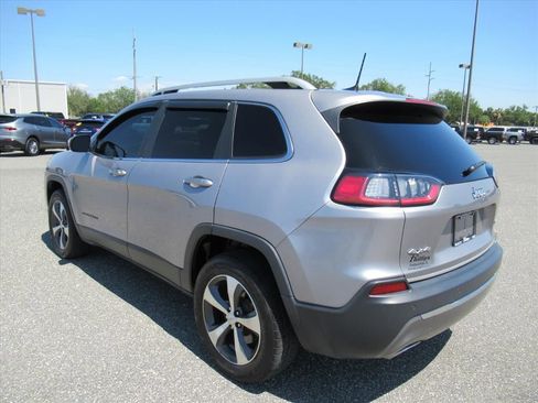 Used 2020 Jeep Cherokee Limited AWD/4WD image 5