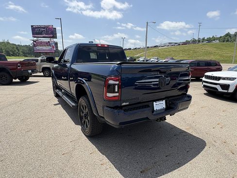 Used 2022 RAM 2500 Laramie AWD/4WD image 3