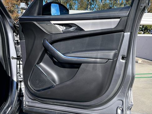 Used 2024 Jaguar F-PACE R-Dynamic S image 28