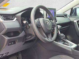 Used 2024 Toyota RAV4 LE FWD video 2