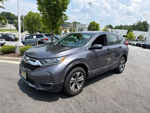 Used 2019 Honda CR-V LX image 6