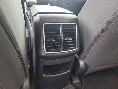 Used 2025 Kia Sportage LX AWD/4WD image 13